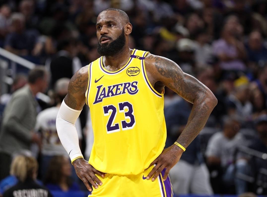 九游体育app湖人队史最佳阵容：詹姆斯、魔术师、贾巴尔、奥尼尔、科比！