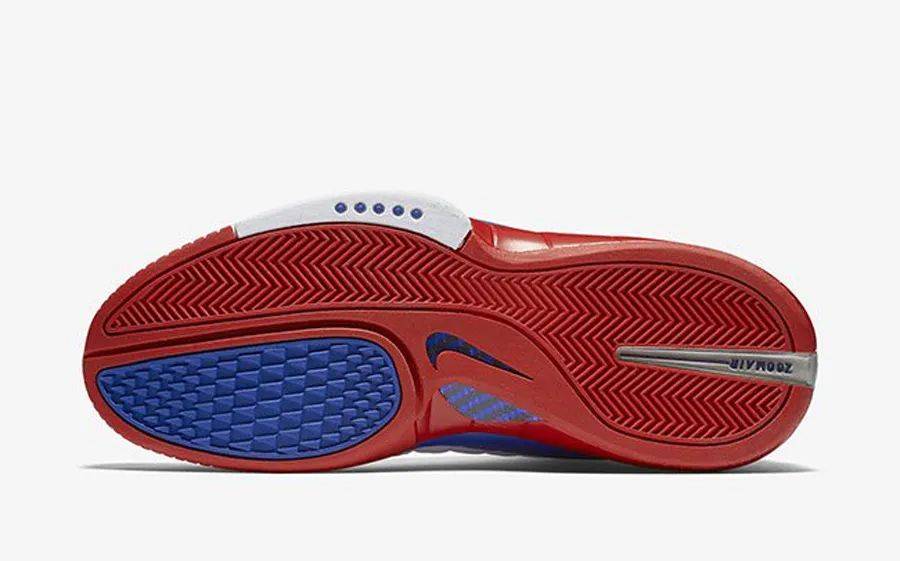 科比「Huarache 2K4」明年回归！是超人气配色！