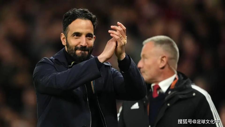 奥恩斯坦透露曼联与布莱顿就巴莱巴转会进行“接触”，“未来几天”至关重要