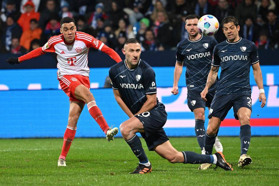 周六008 德甲 05-10 21:30 [18]波鸿 VS 美因茨[7]