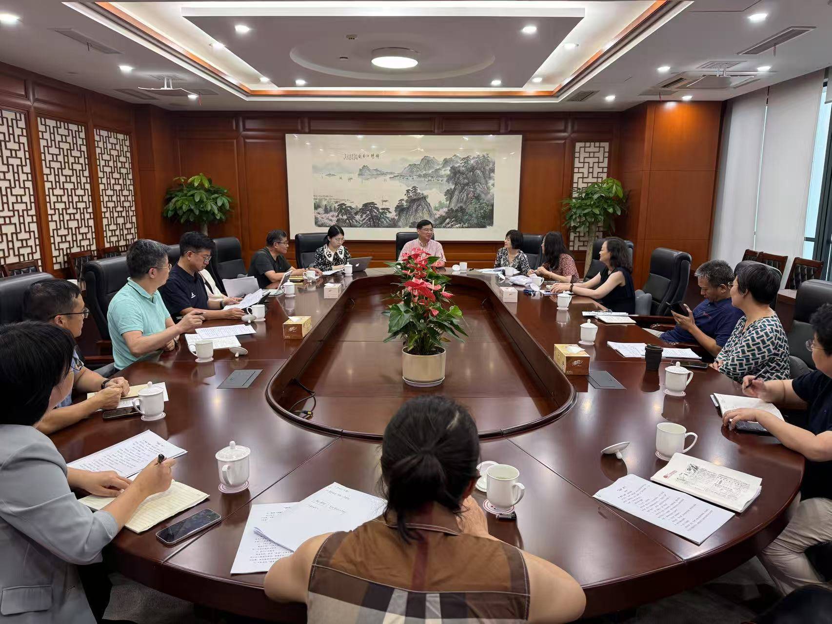 16个昼与夜！首部全景揭秘苏超的新书《苏超来了》这样来……