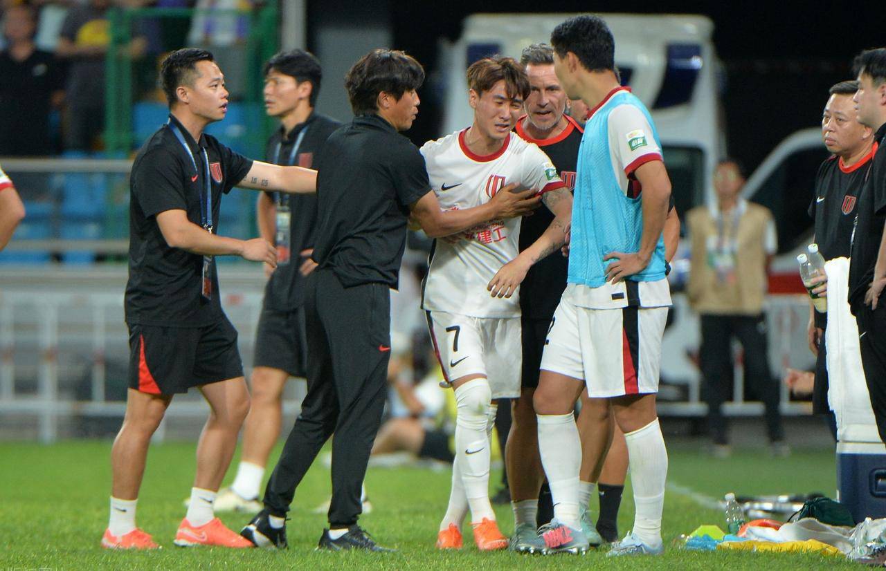 九游体育官网今晚！国乒为国足+中超让路，CCTV5直播足协杯成都蓉城VS河南，韦世豪等出战