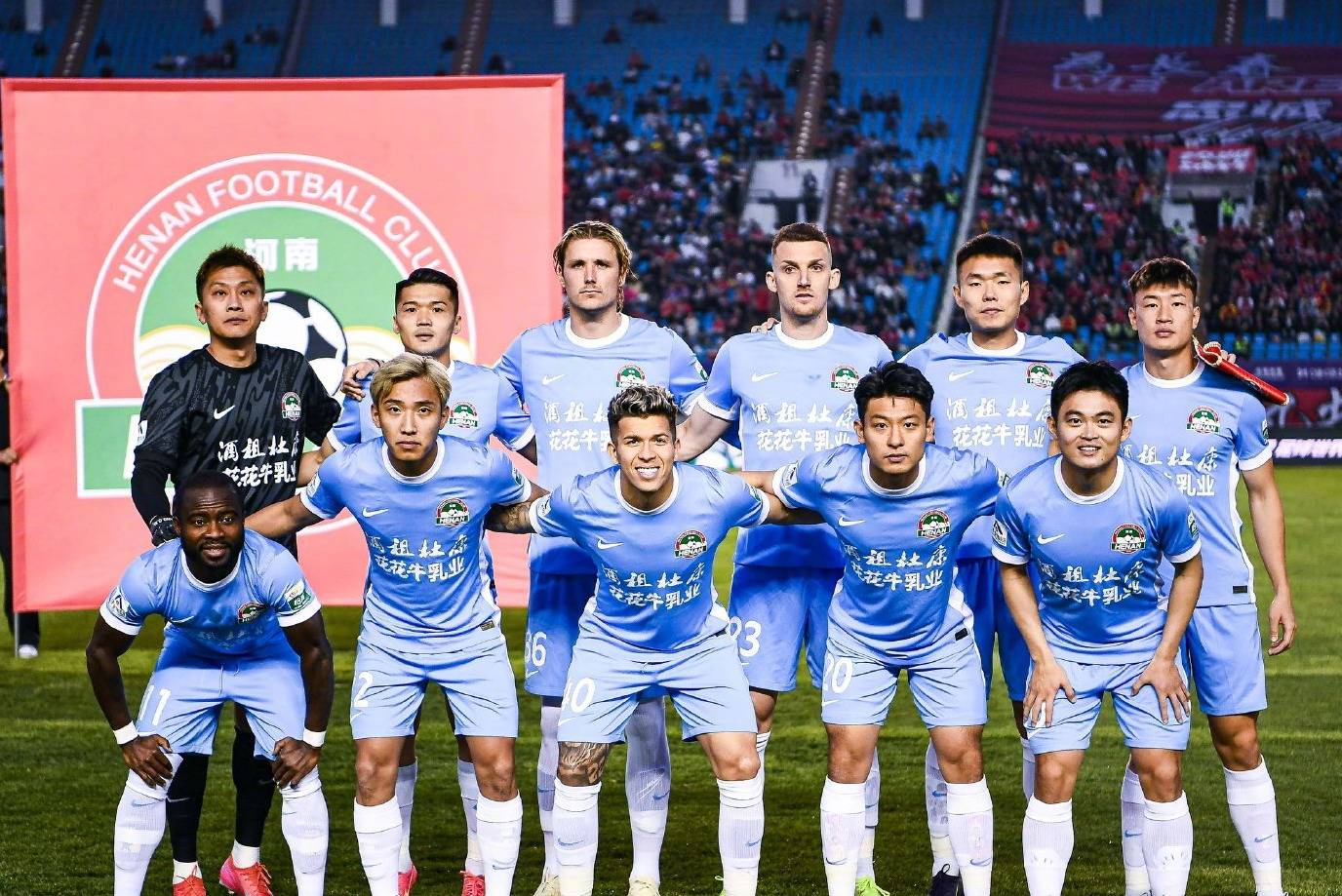 今晚！国乒为国足+中超让路，CCTV5直播足协杯成都蓉城VS河南，韦世豪等出战