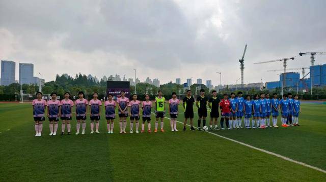 安庆市外国语学校学子在省市体育赛事中获佳绩