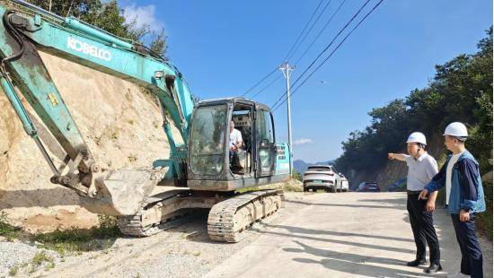 安庆市外国语学校学子在省市体育赛事中获佳绩
