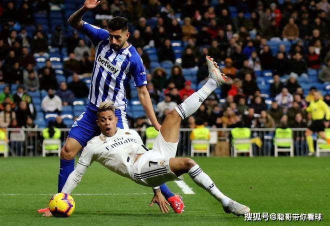 西甲联赛，阿拉维斯VS莱万特，阿拉维斯传中轰炸能都带来开门红？