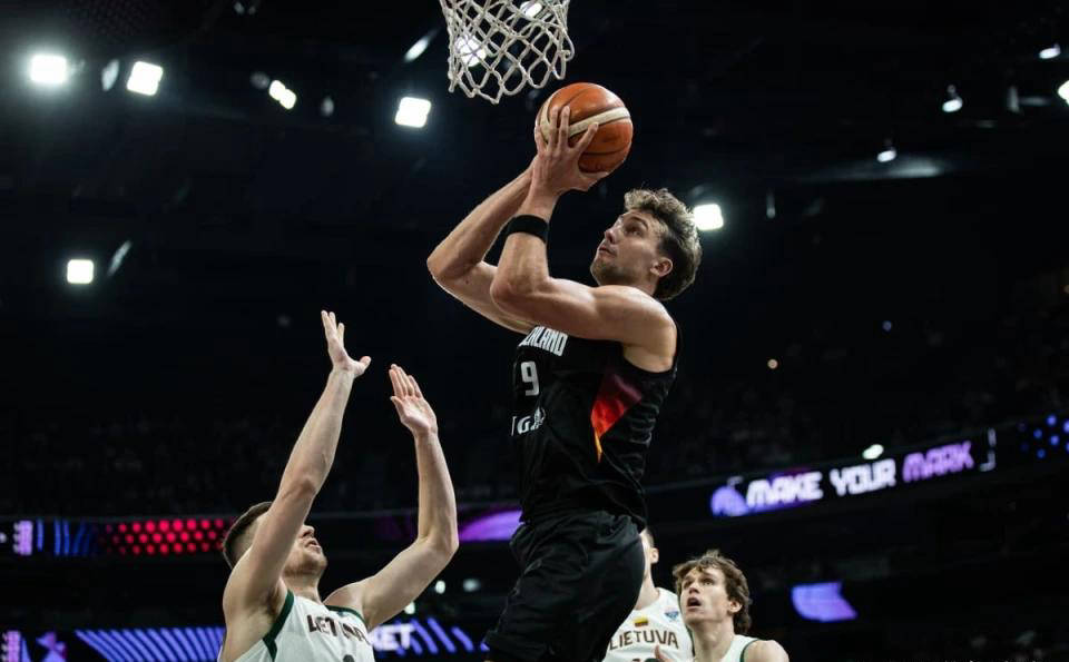 九游体育下载FIBA赛场的顶尖得分手！奥兰多魔术侧翼球星欧锦赛表现抢眼