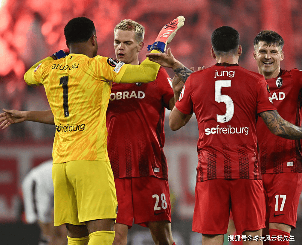 欧联杯爆冷:防守失误送点,博洛尼亚1-1惨遭弗赖堡逼平